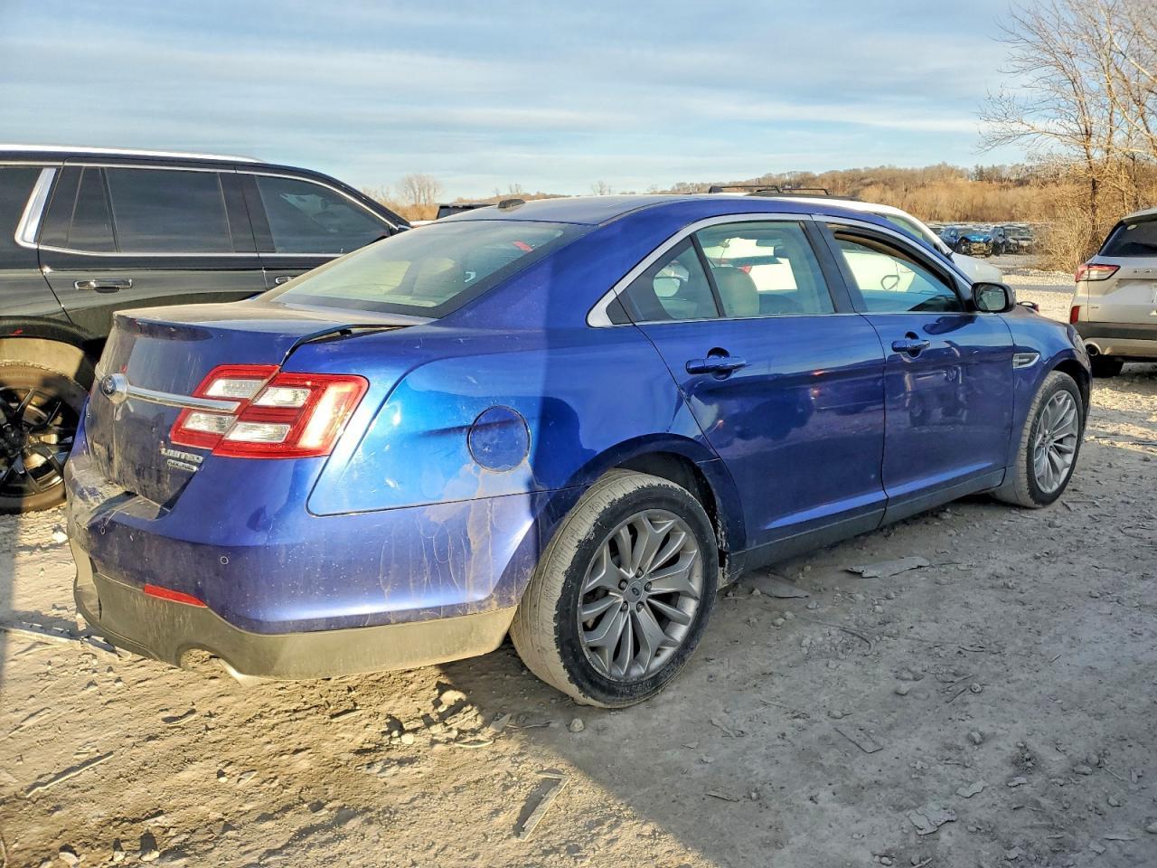 2013 Ford Taurus Limited - Фото 3