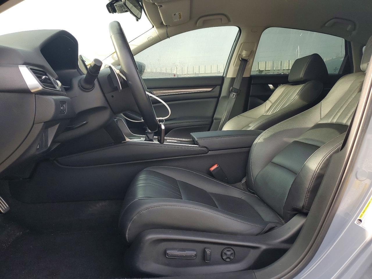 2022 Honda Accord - Фото 7