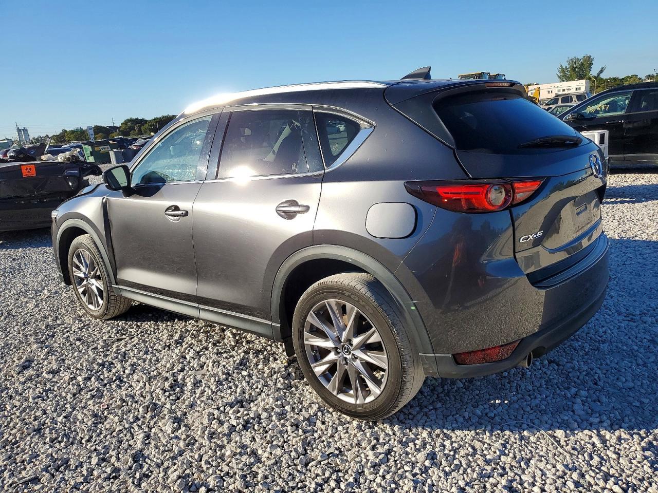 2019 Mazda Cx-5 Grand Touring - Фото 2