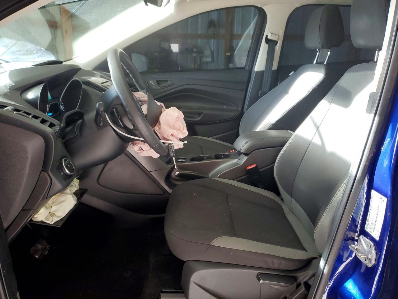 2016 Ford Escape S - Фото 7