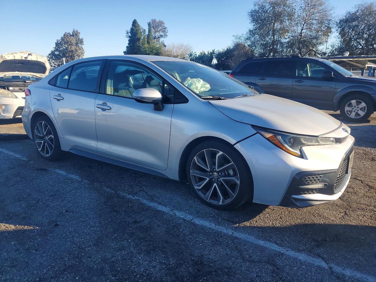 2020 Toyota Corolla Se - Image 4