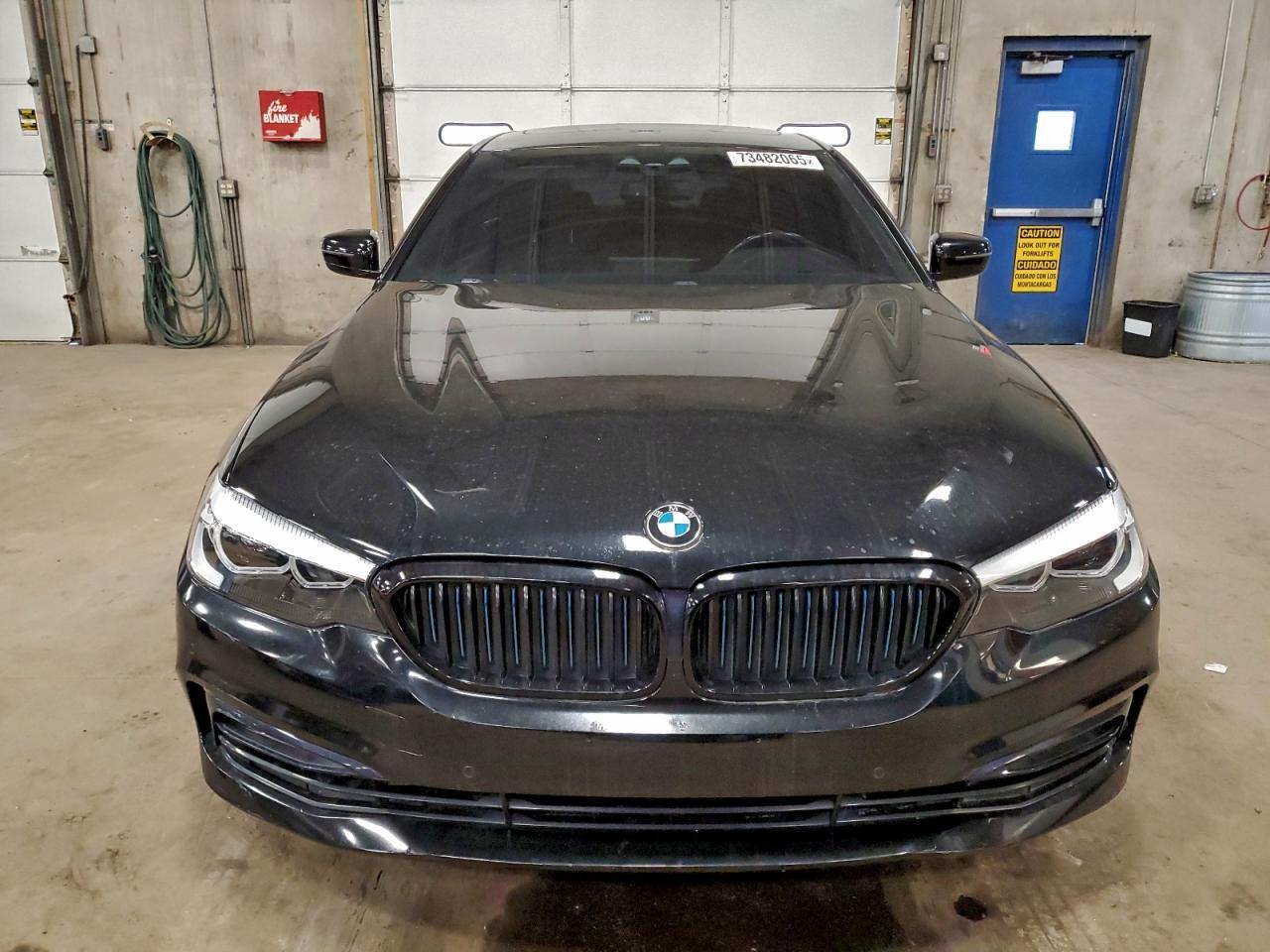 2018 BMW 530E - Image 5