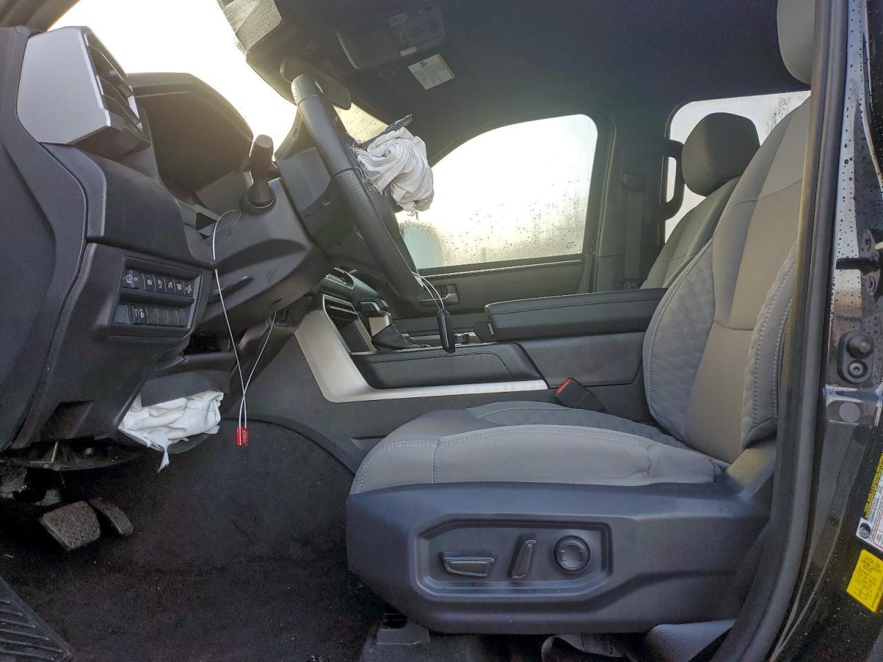 2025 Toyota Tundra Crewmax Sr - Фото 7