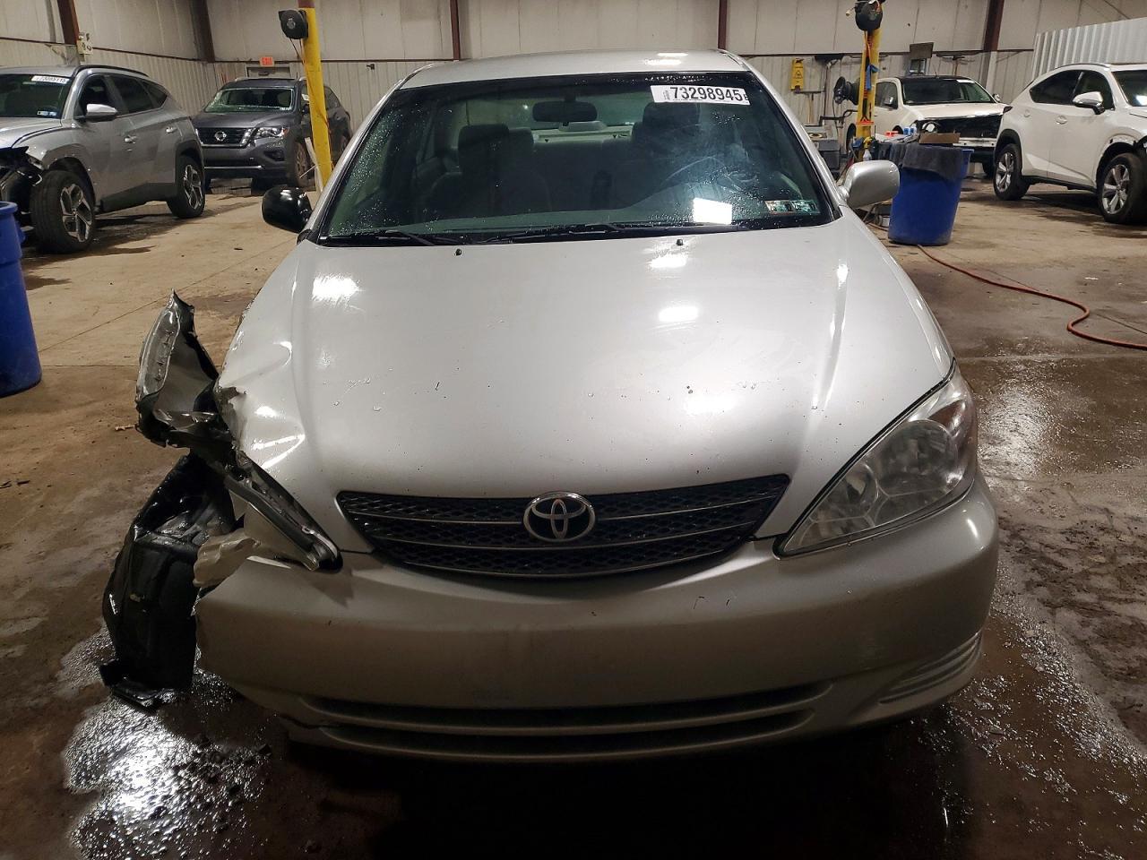2004 Toyota Camry Le V6 - Фото 5