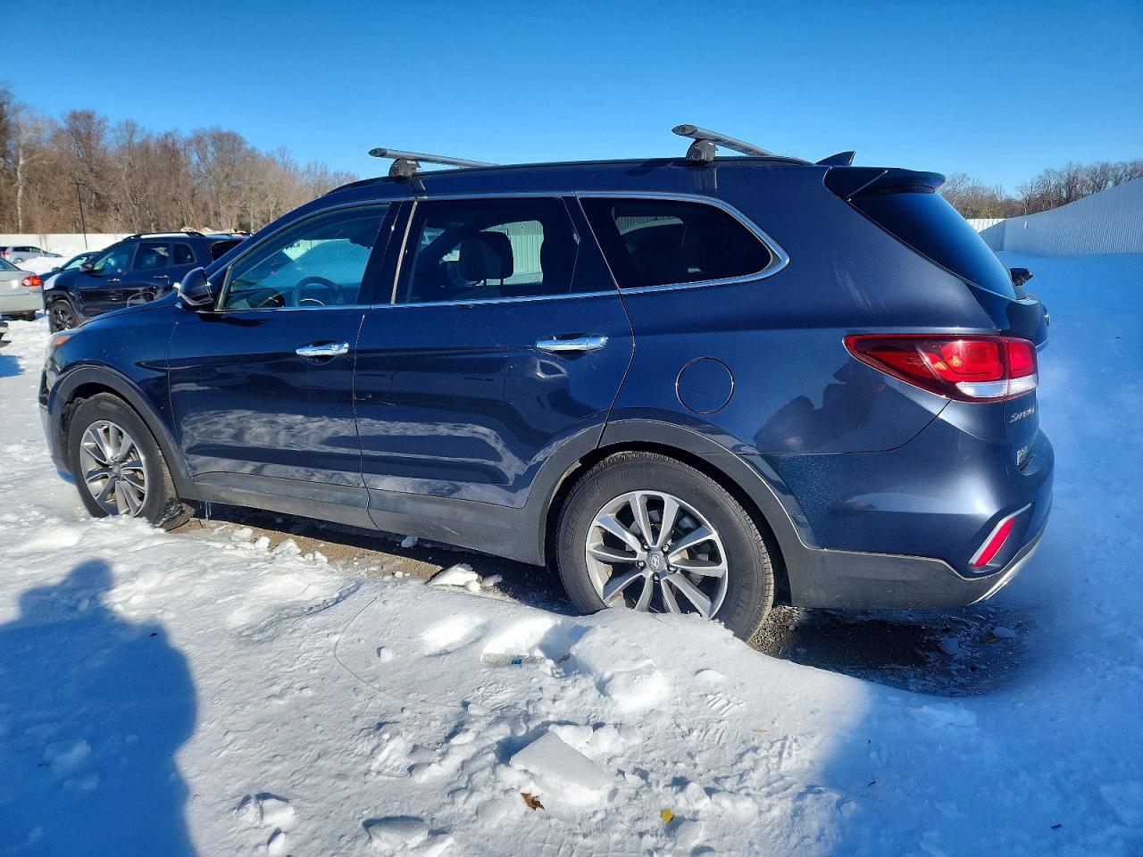 2017 Hyundai Santa Fe Se - Фото 2