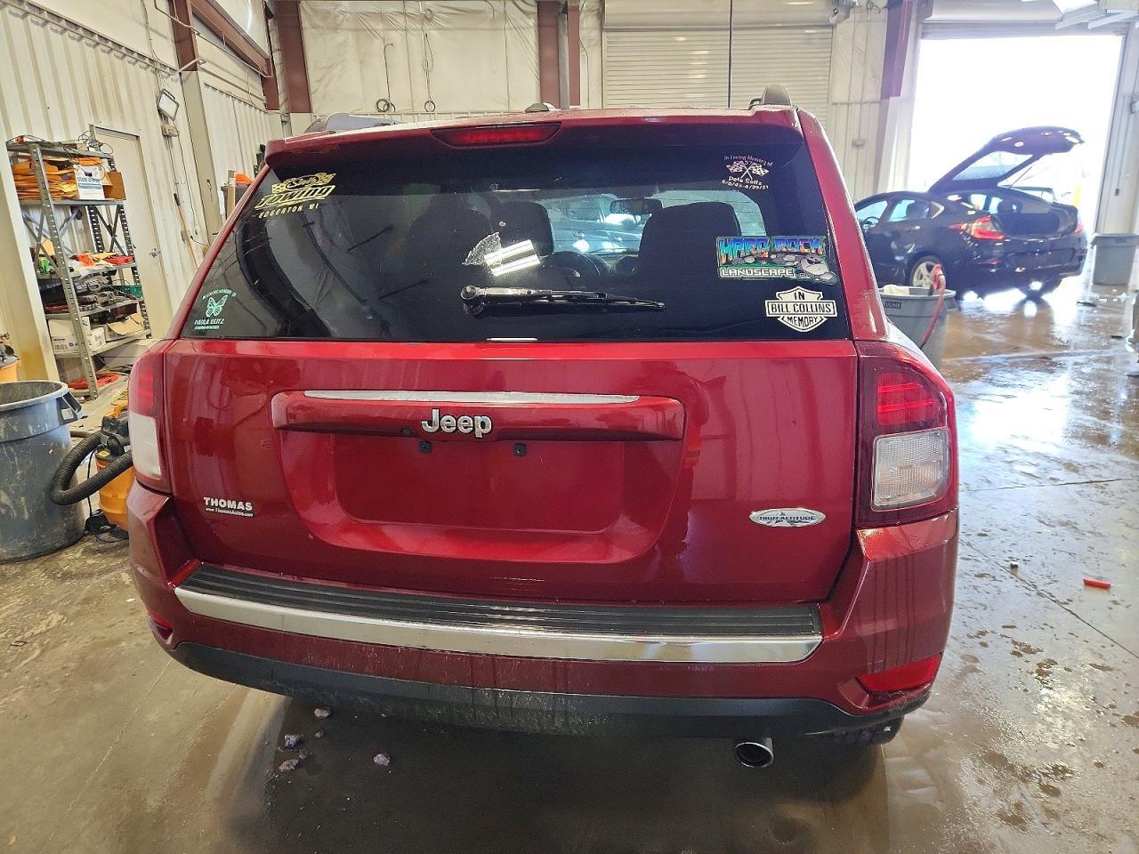 2016 Jeep Compass Latitude - Фото 6