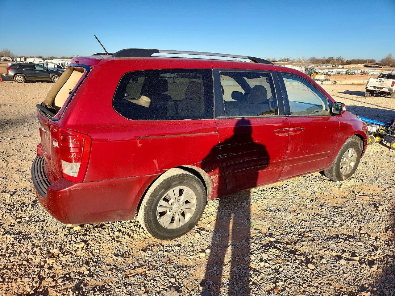 2012 Kia Sedona Lx - Фото 3