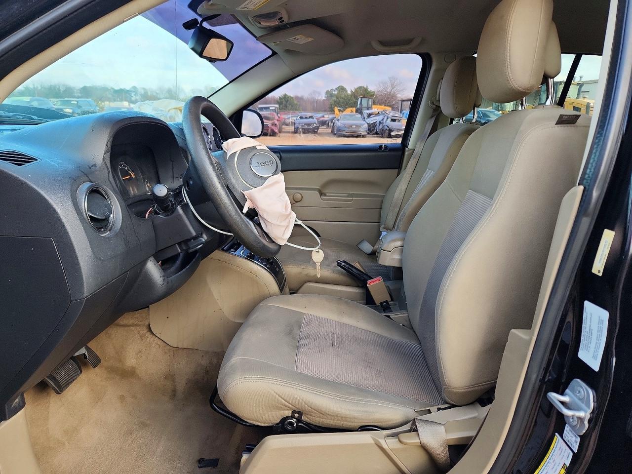 2014 Jeep Compass Sport - Фото 7