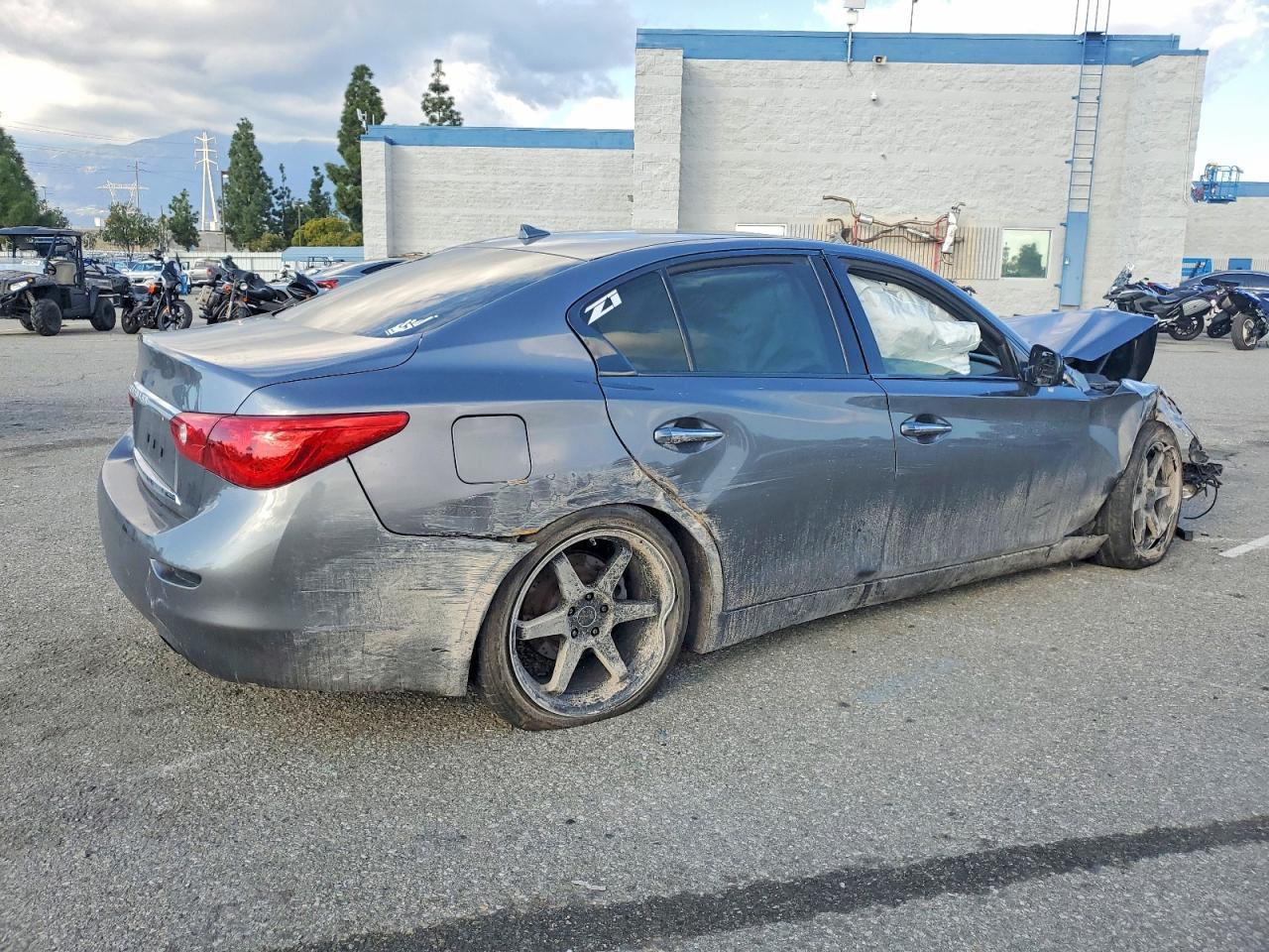 2014 Infiniti Q50 Base - Фото 3