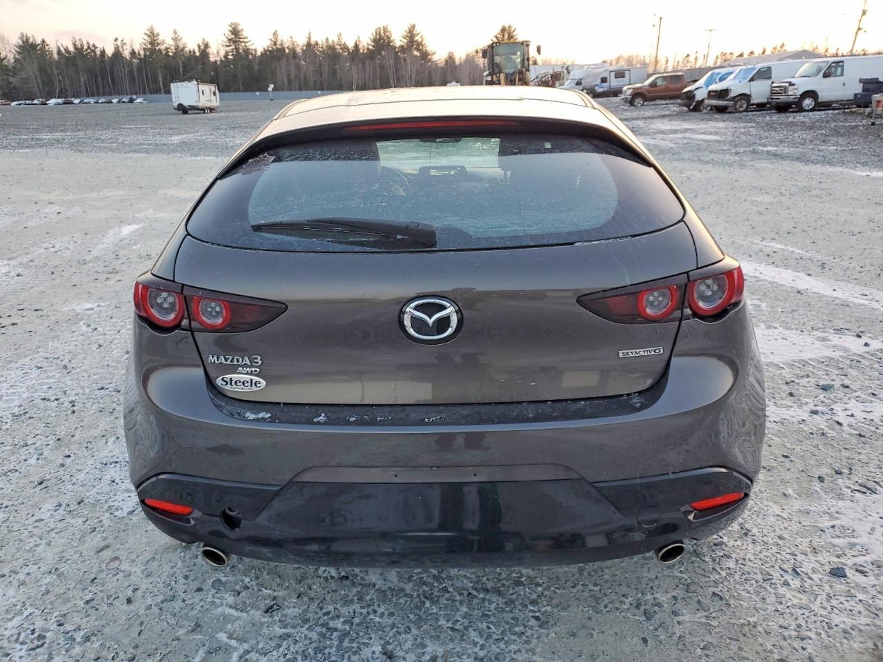 2019 Mazda 3 Preferred Plus - Image 6