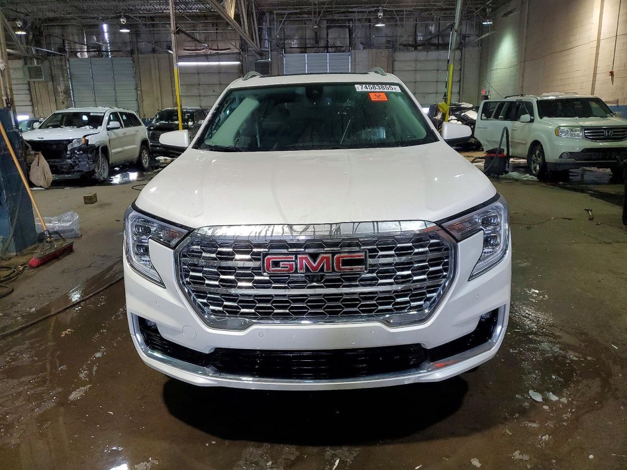2024 GMC Terrain Denali - Фото 5