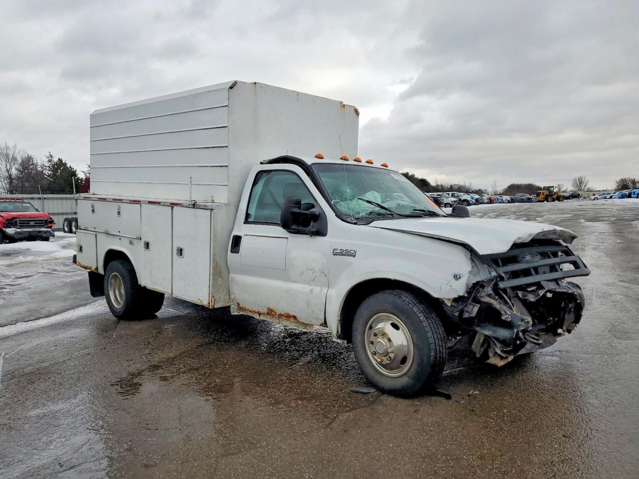 2005 Ford F350 Super Duty Utility / Service Truck - Image 4