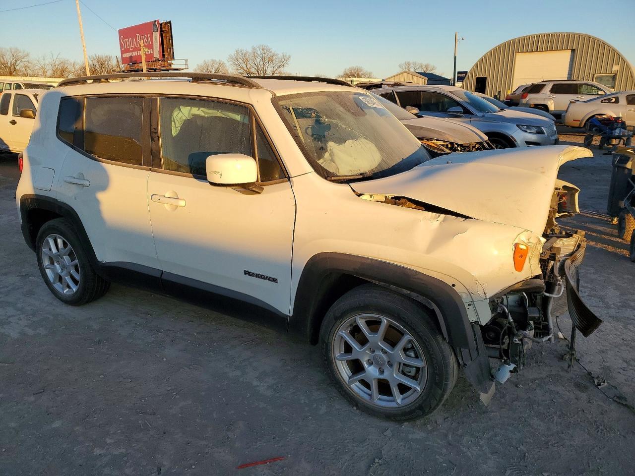 2021 Jeep Renegade Latitude - Фото 4