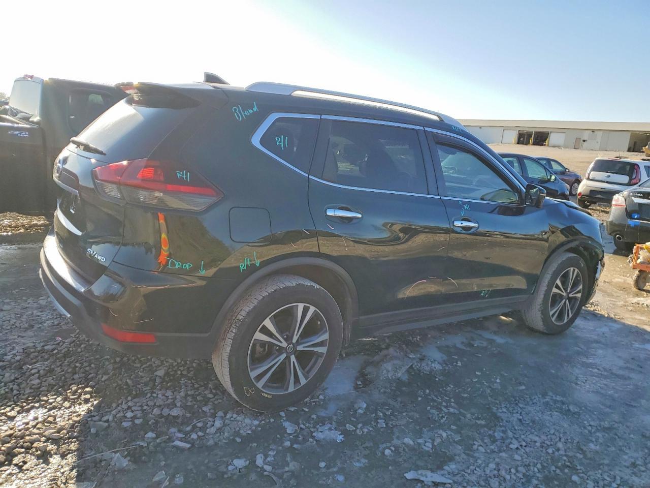 2019 Nissan Rogue S - Фото 3