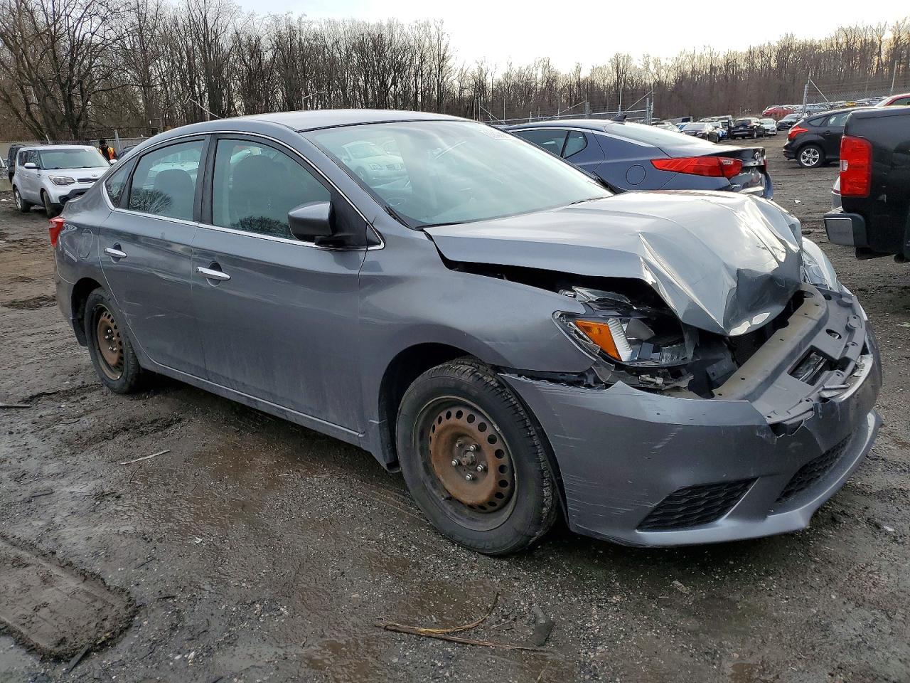 2017 Nissan Sentra S - Фото 4