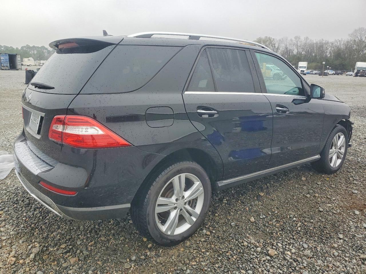 2015 Mercedes-Benz Ml 350 - Image 3