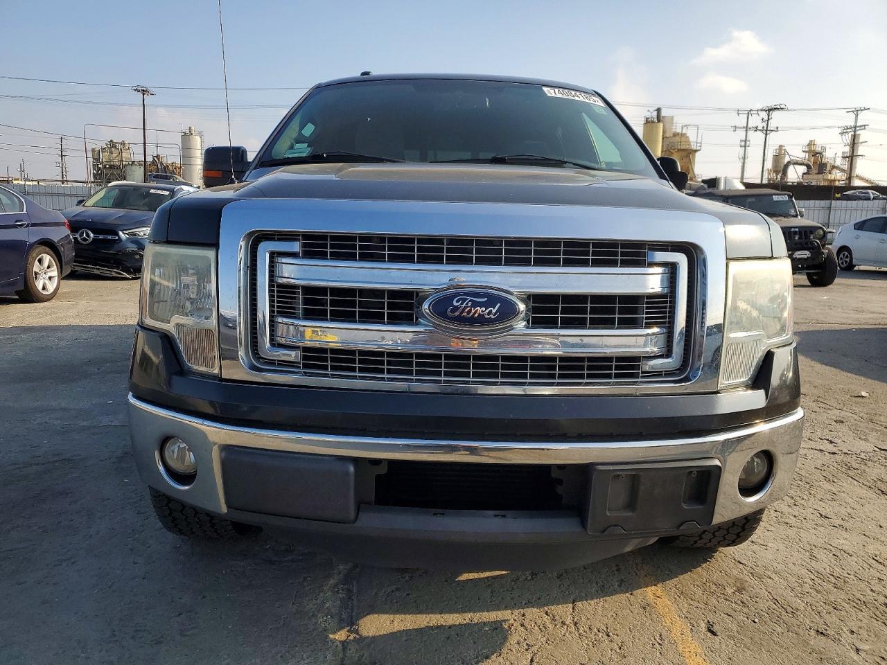 2013 Ford F150 Supercrew - Image 5