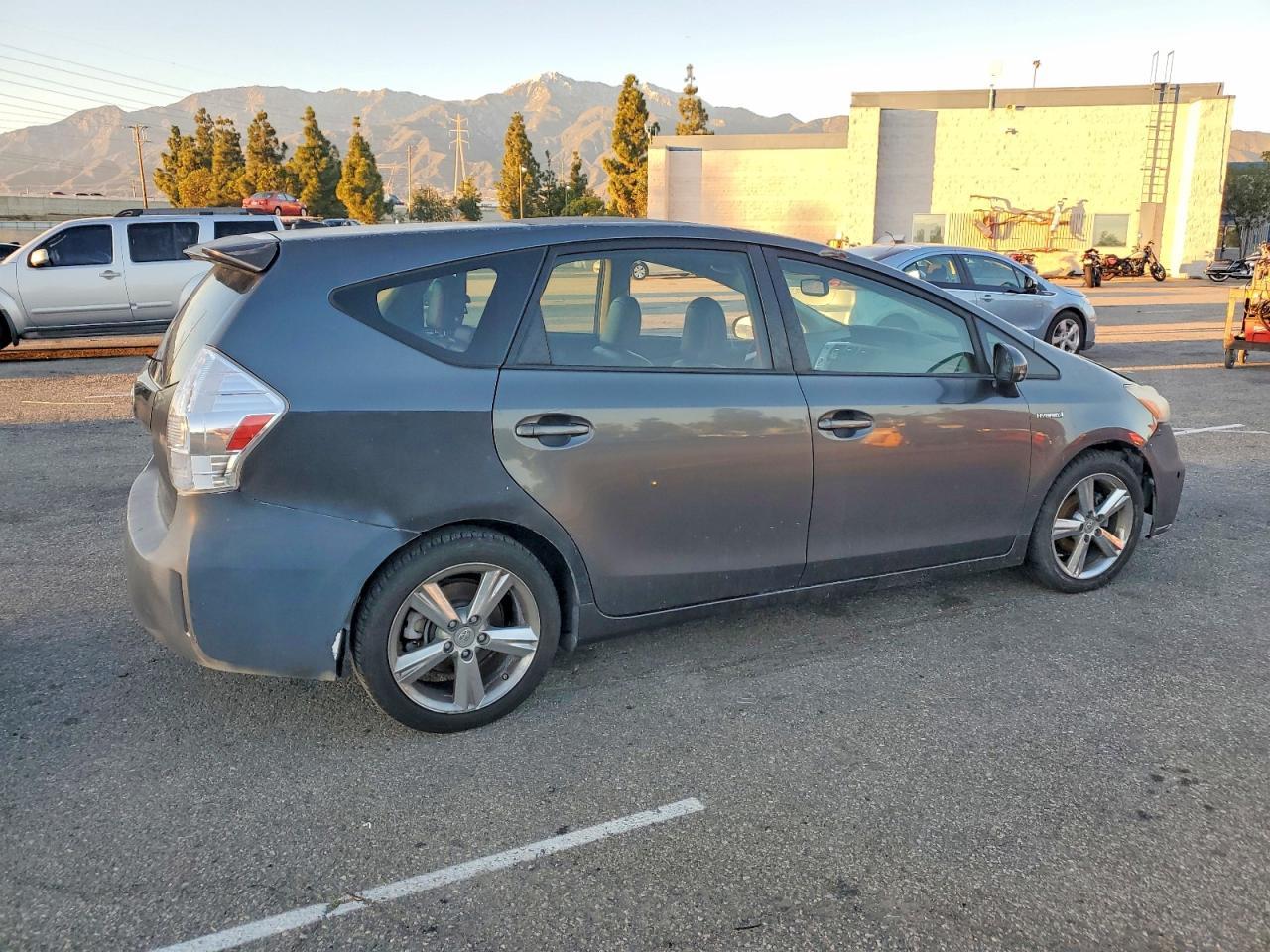 2012 Toyota Prius V - Image 3