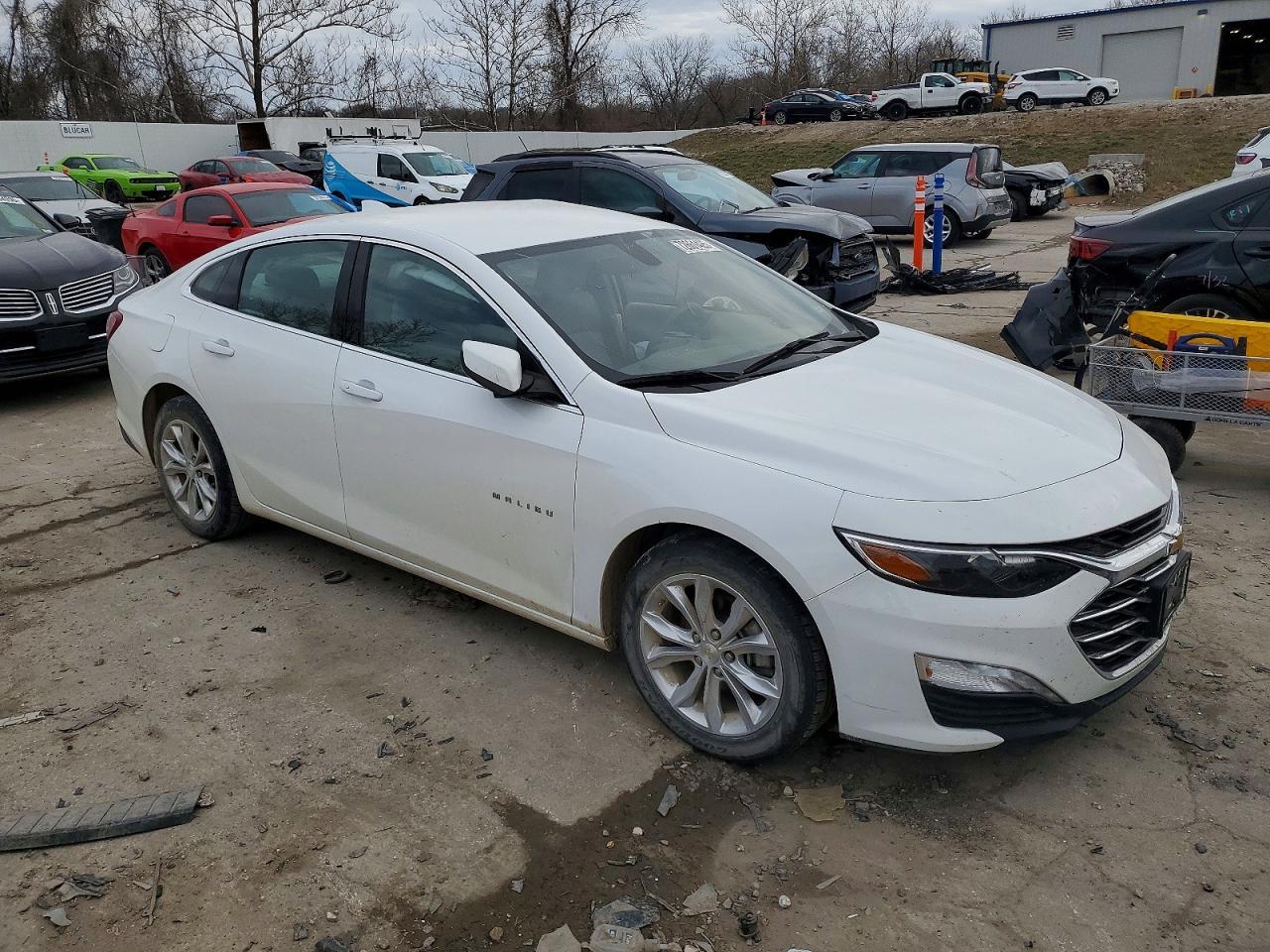 2022 Chevrolet Malibu Lt - Image 4