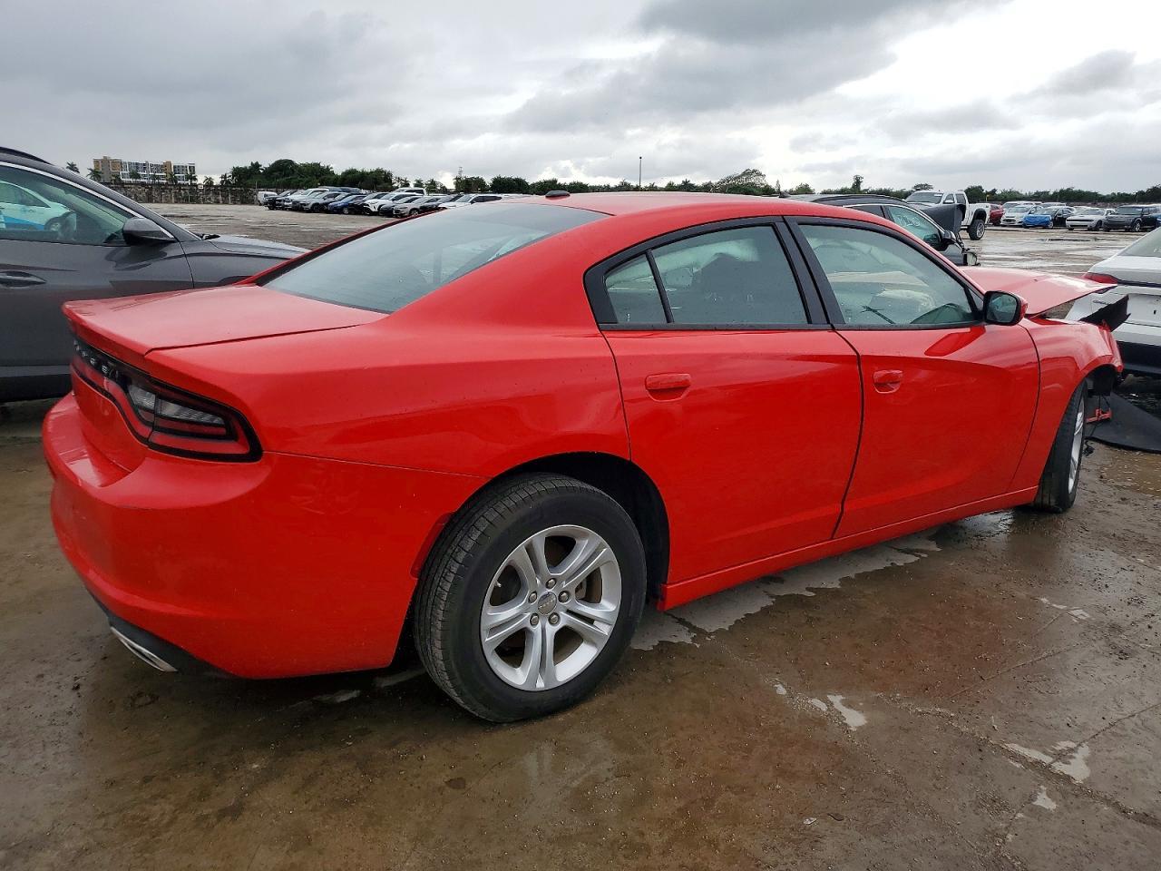 2022 Dodge Charger Sxt - Image 3
