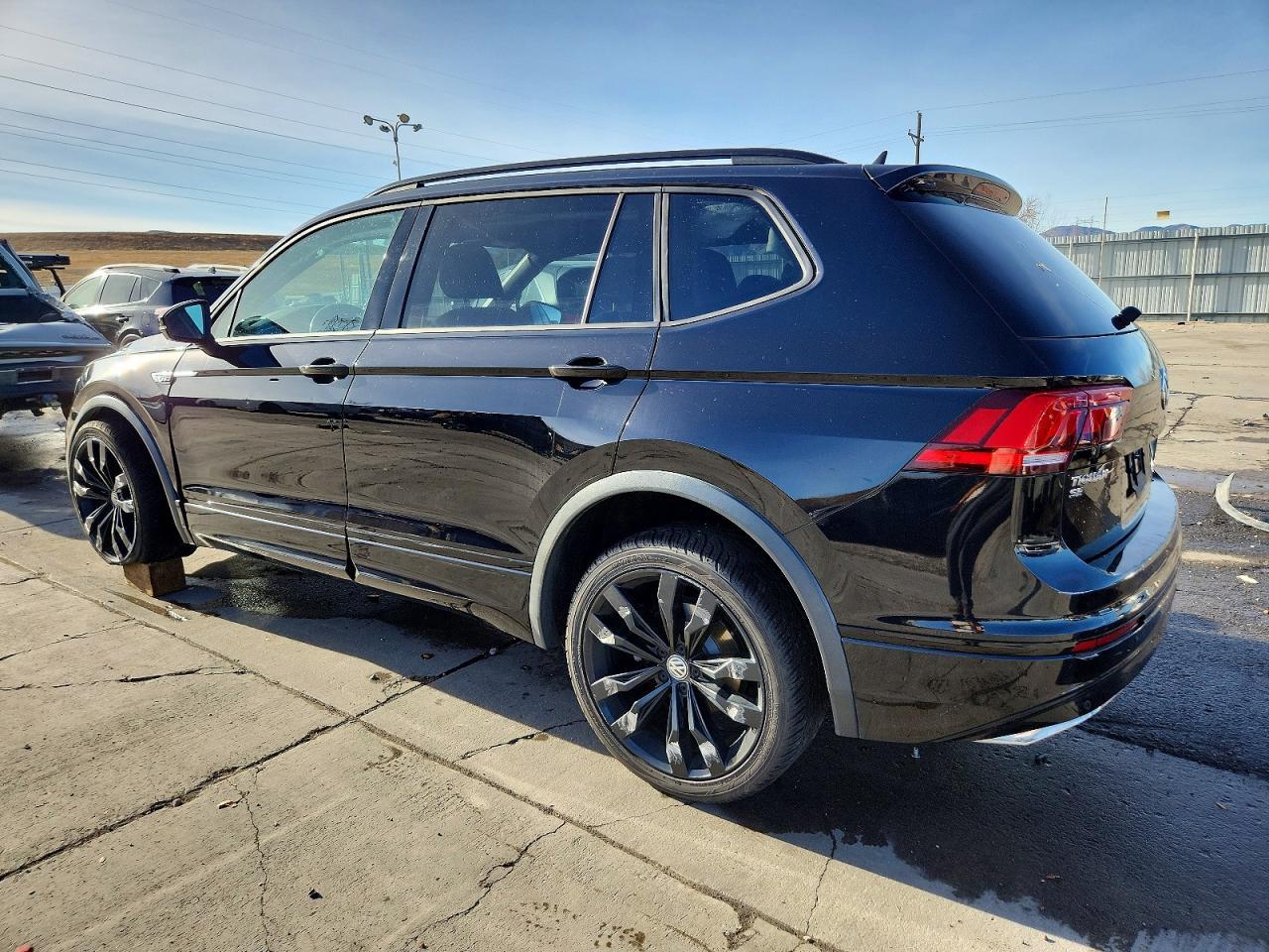 2020 Volkswagen Tiguan Se - Image 2