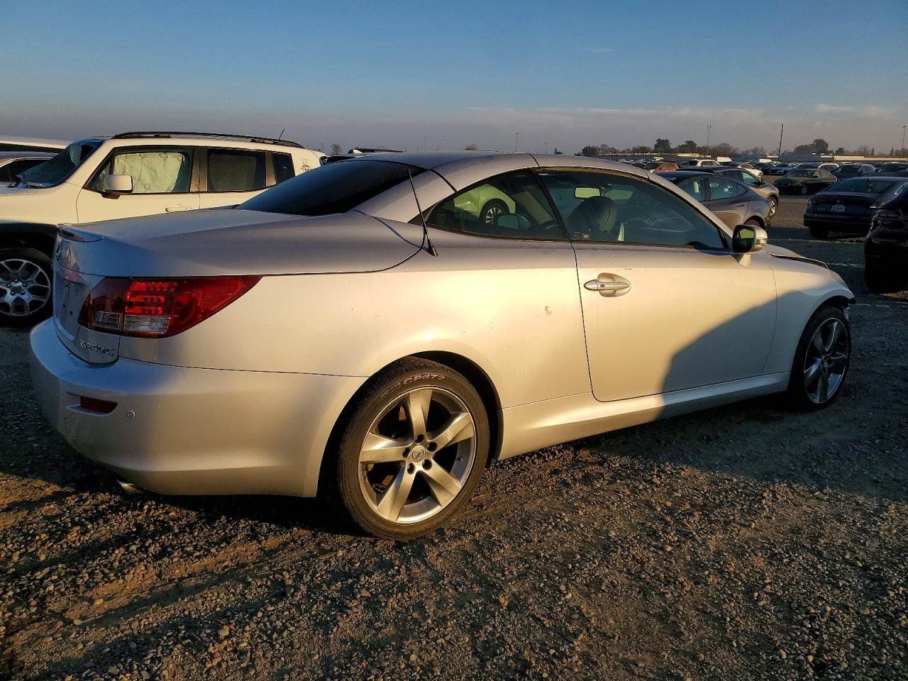 2010 Lexus Is 250 - Image 3