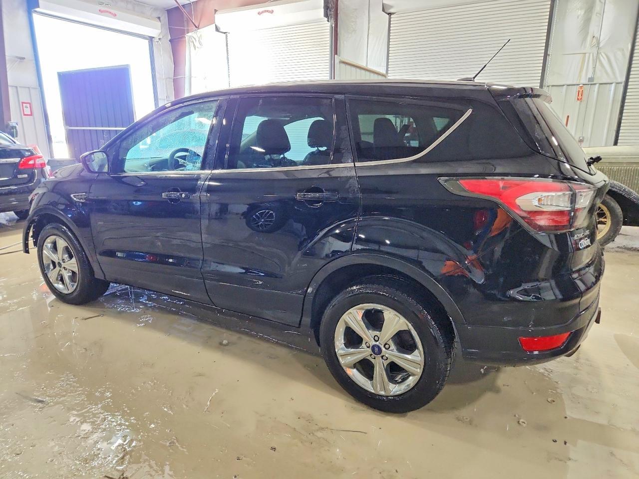 2017 Ford Escape Se - Фото 2