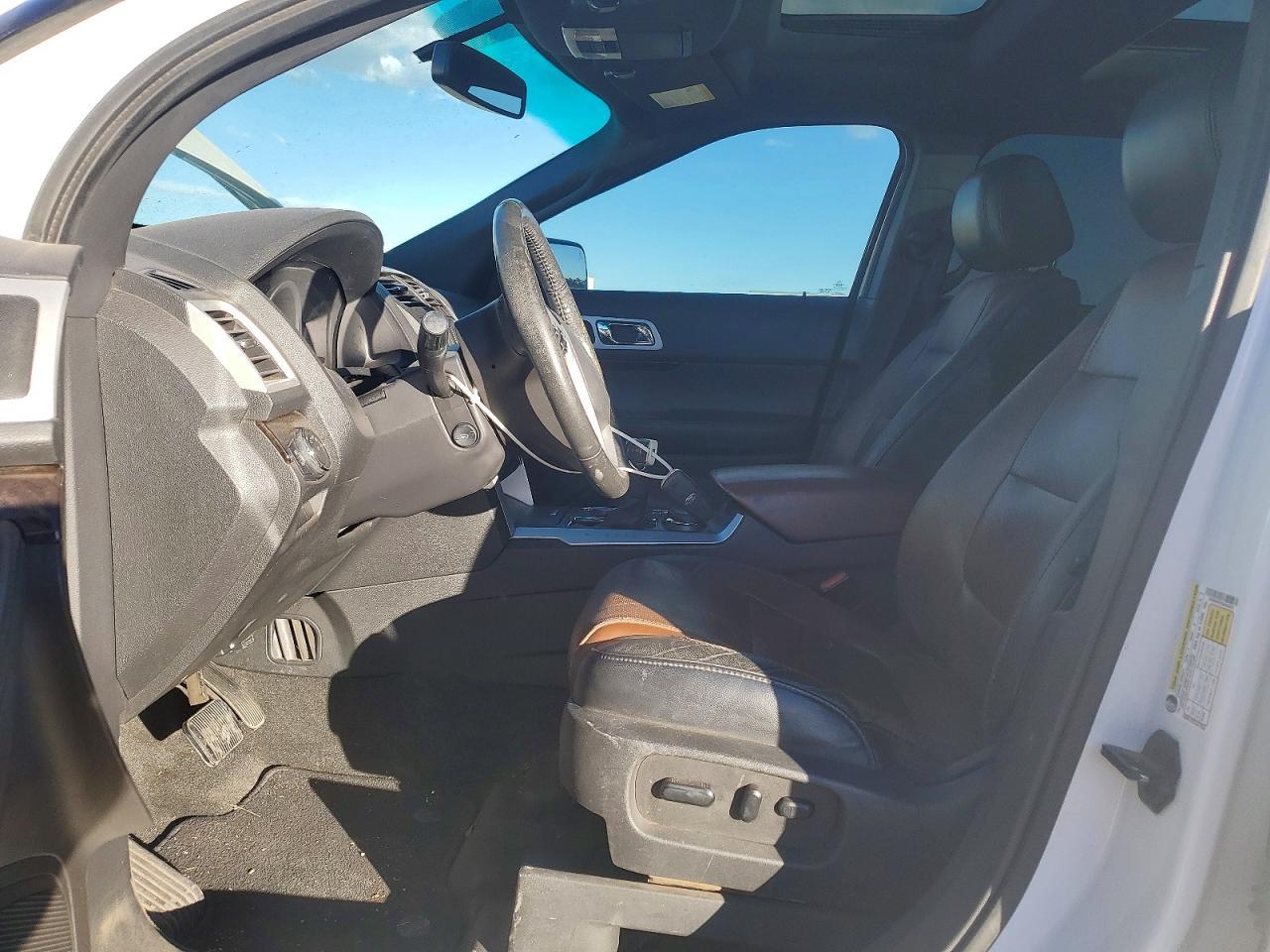 2011 Ford Explorer Limited - Image 7