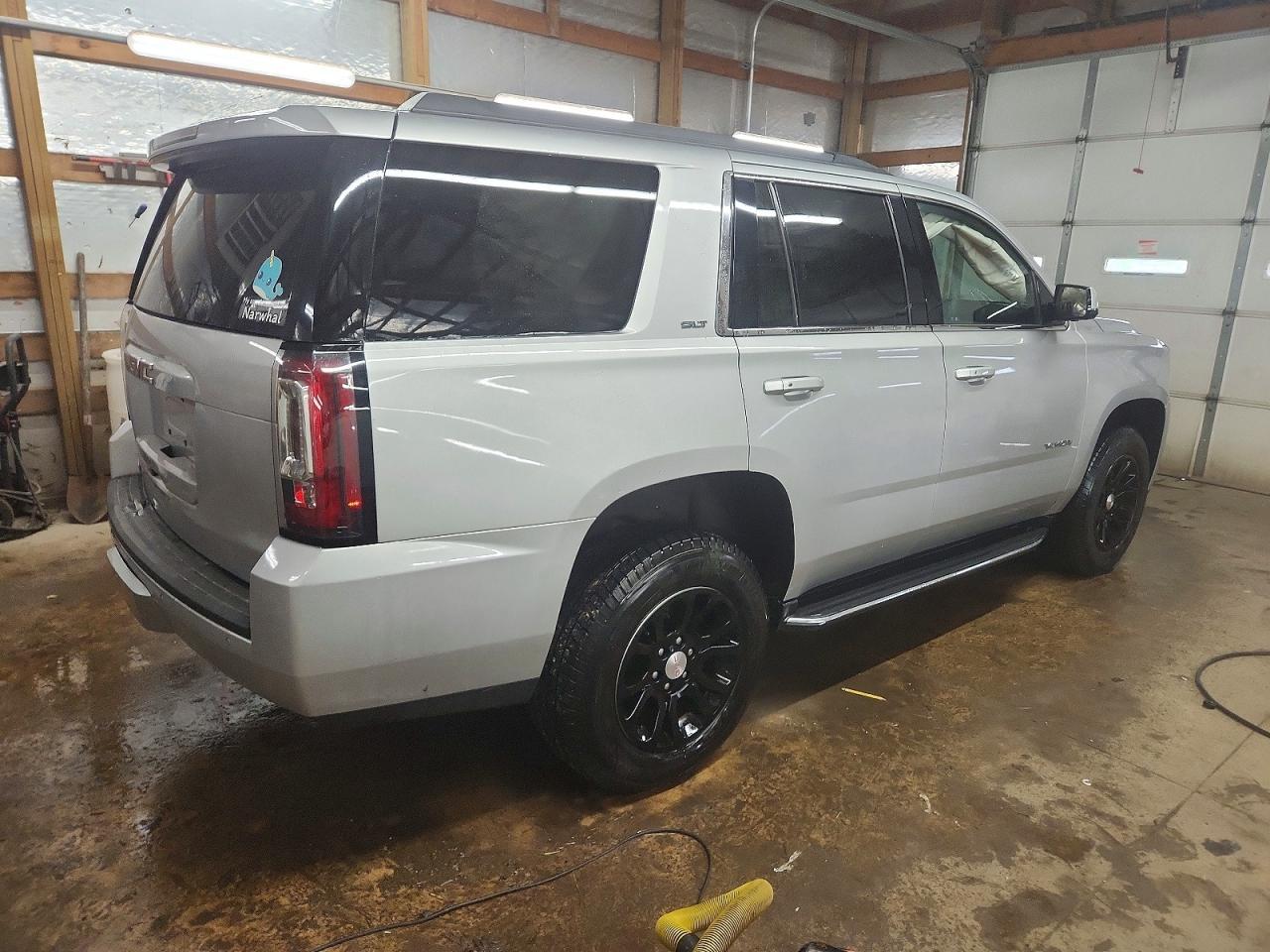 2017 GMC Yukon Slt - Фото 3
