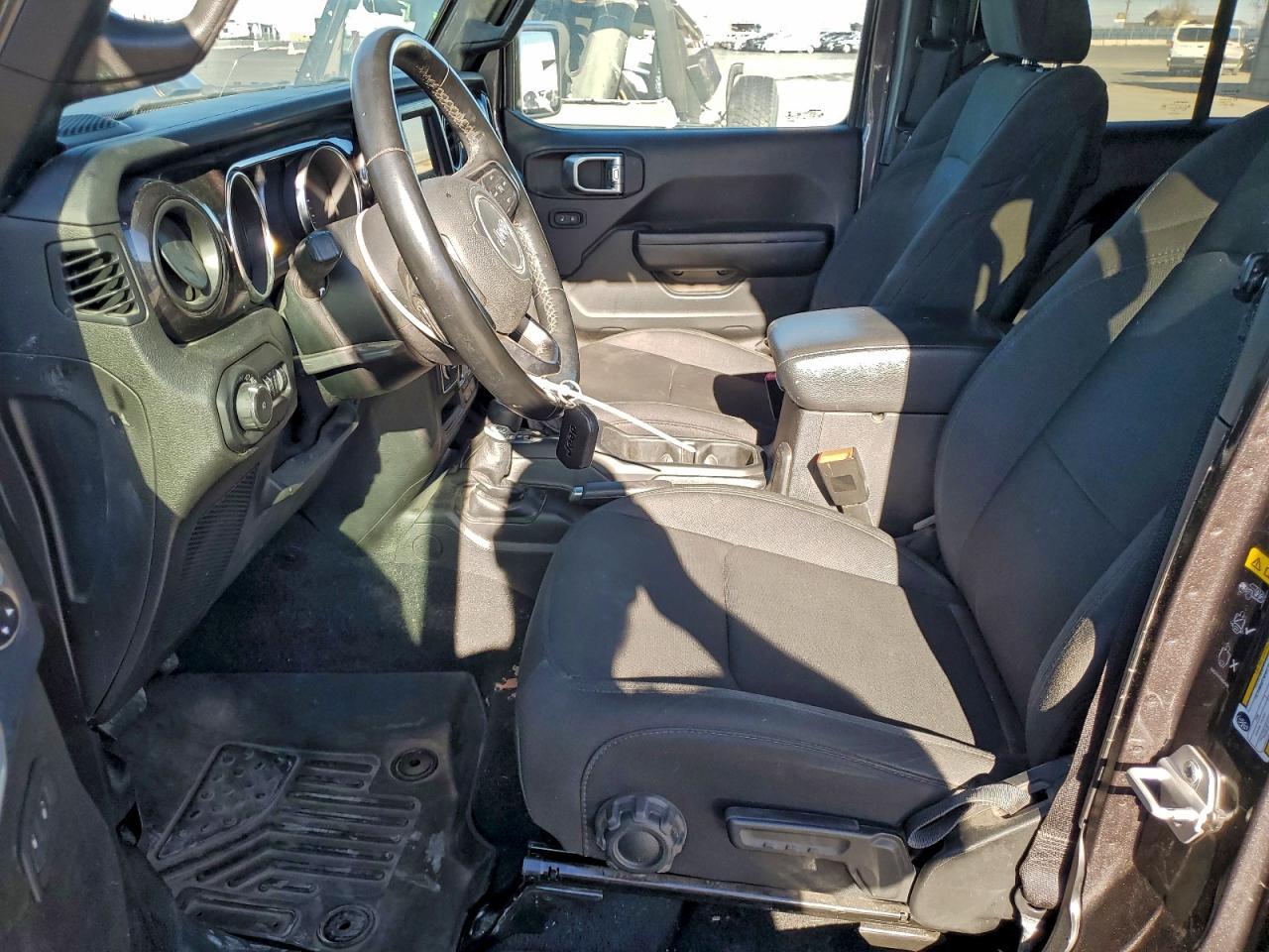 2020 Jeep Wrangler Unlimited Sport - Фото 7