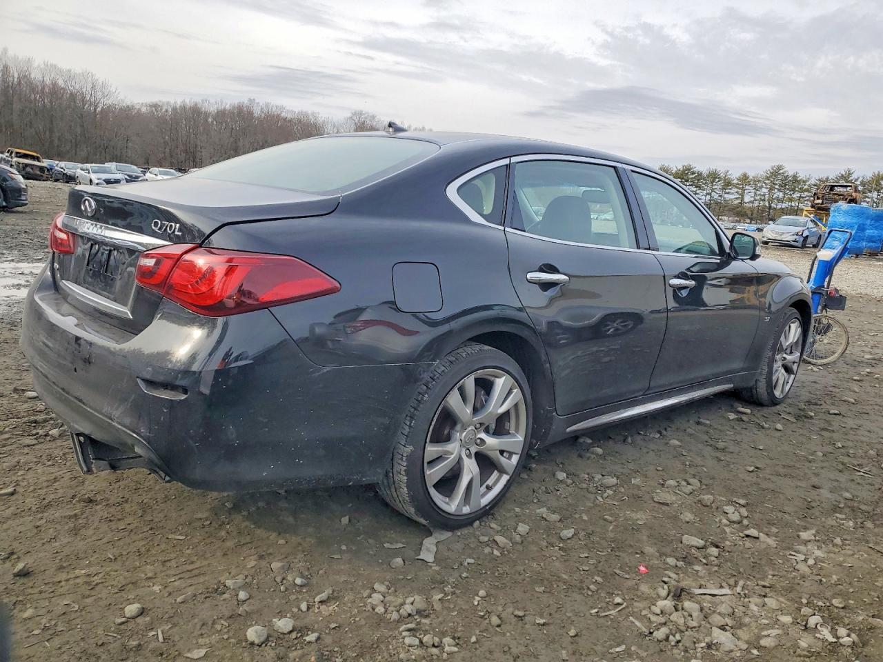 2018 Infiniti Q70L 3.7 Luxe - Фото 3