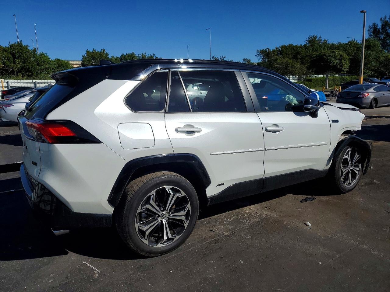 2024 Toyota Rav4 Prime Xse - Фото 3