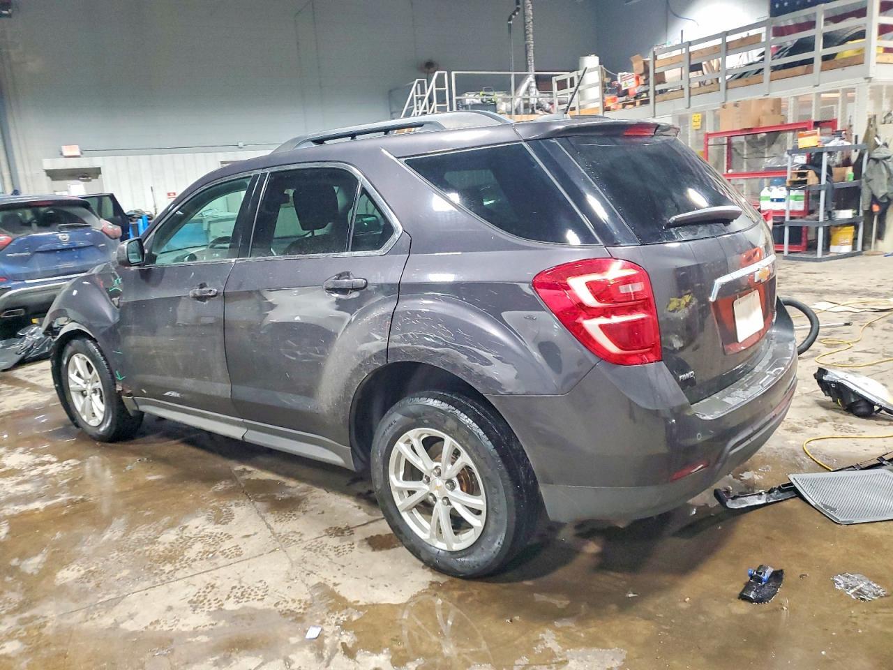 2016 Chevrolet Equinox Lt - Image 2