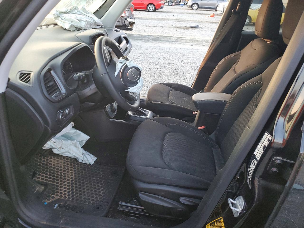 2023 Jeep Renegade Altitude - Фото 7