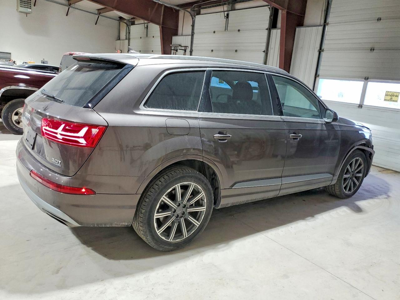 2017 Audi Q7 Premium Plus - Image 3