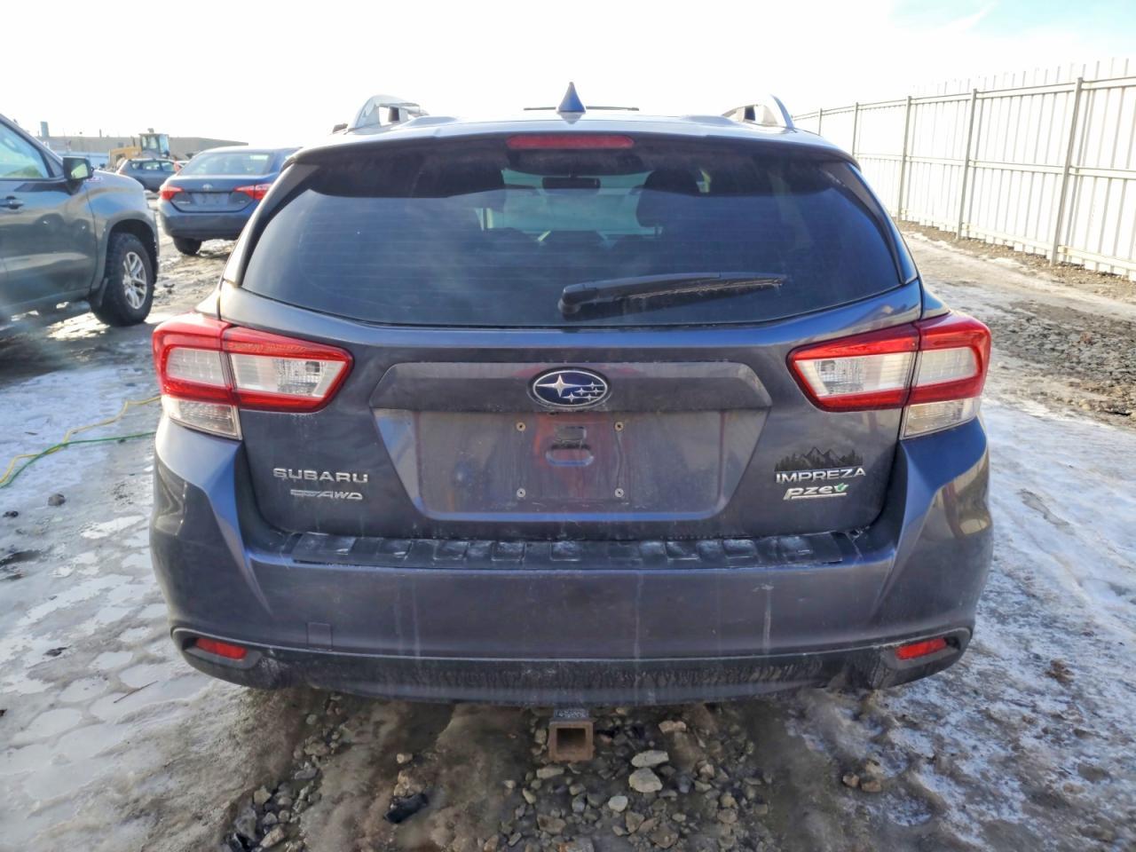 2017 Subaru Impreza Premium - Фото 6