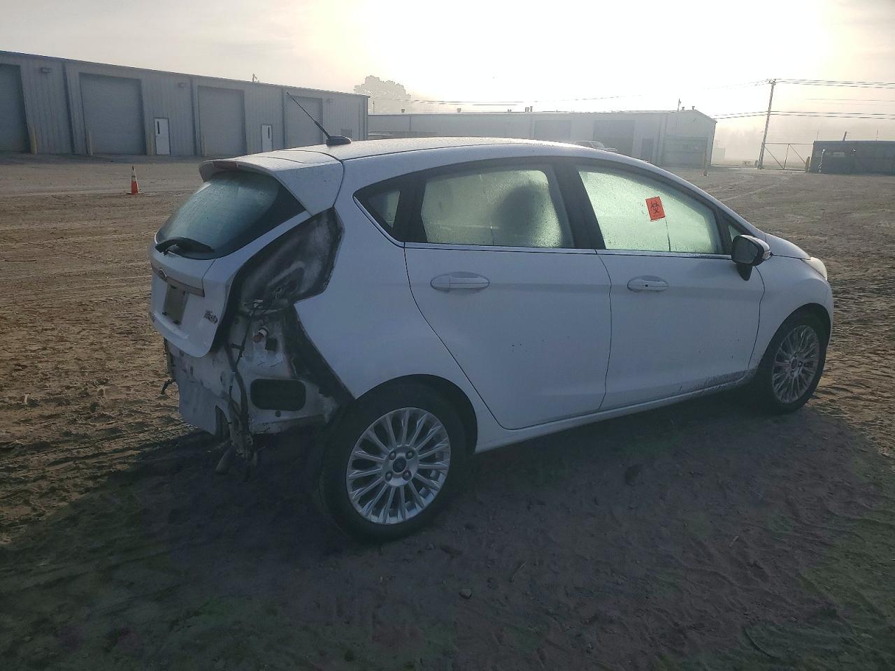 2015 Ford Fiesta Titanium - Фото 3