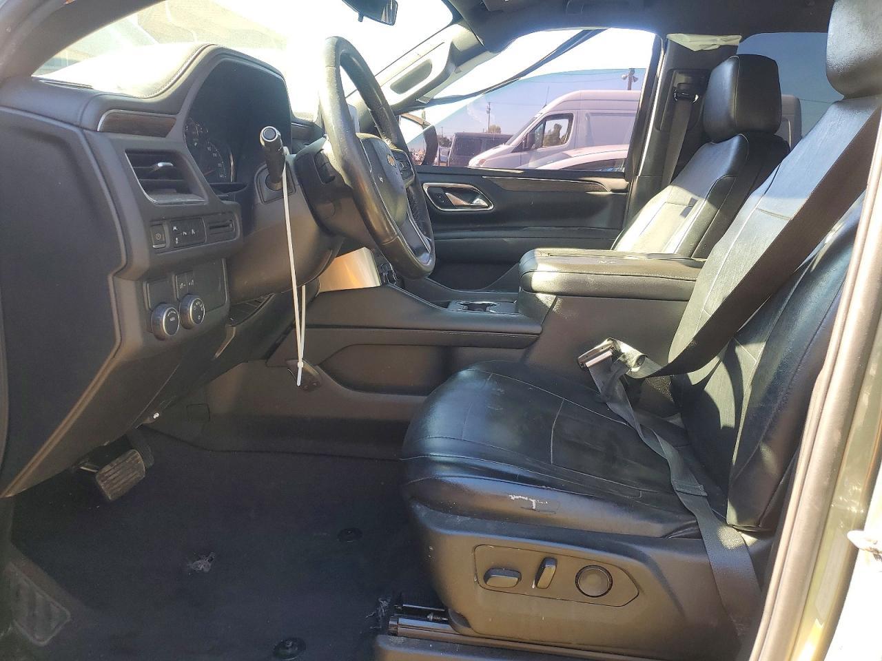 2023 Chevrolet Suburban C1500 Ls - Image 7