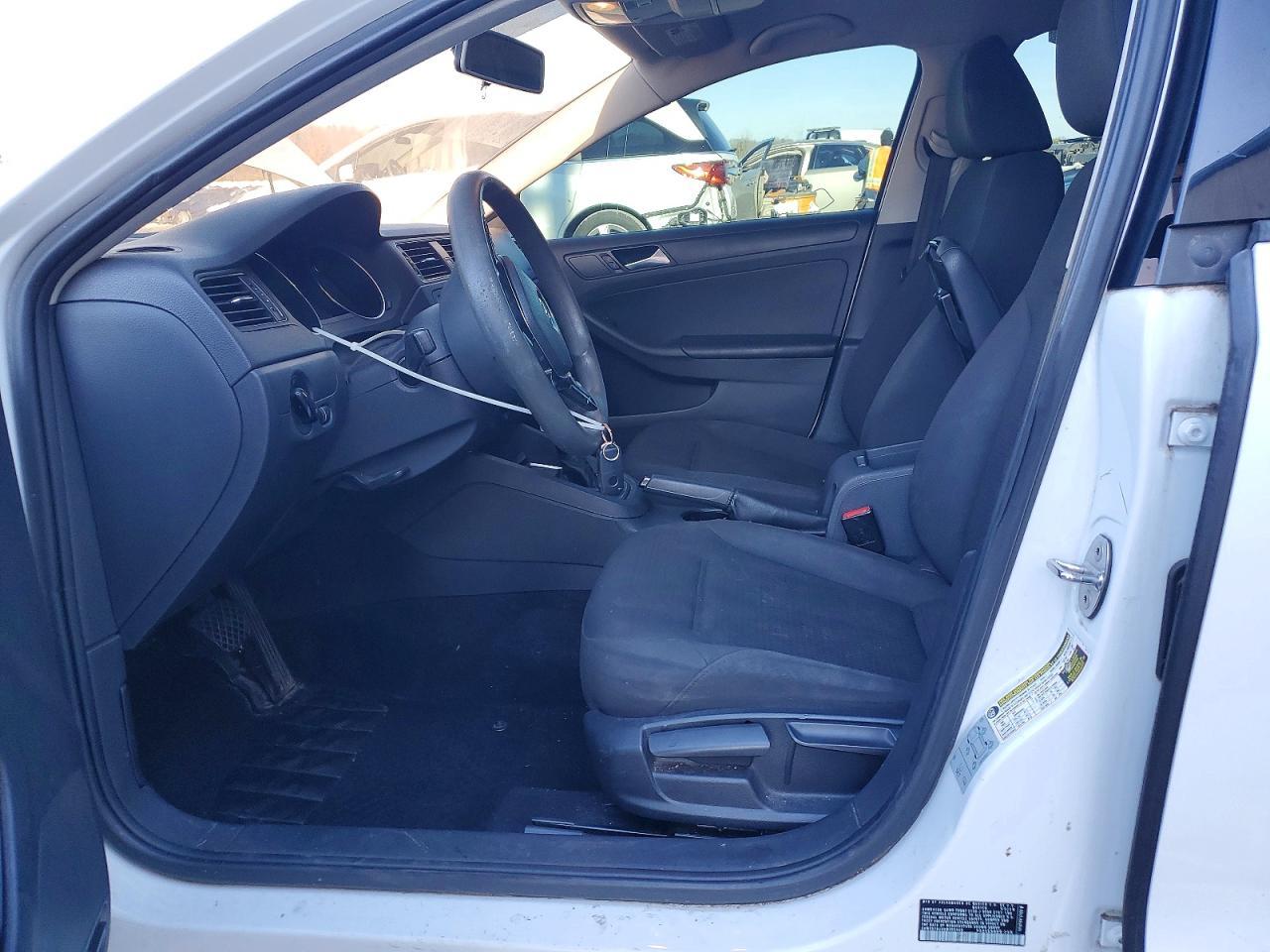 2016 Volkswagen Jetta S - Фото 7