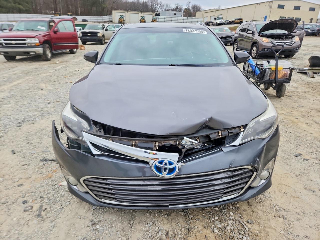 2013 Toyota Avalon Hybrid - Image 5