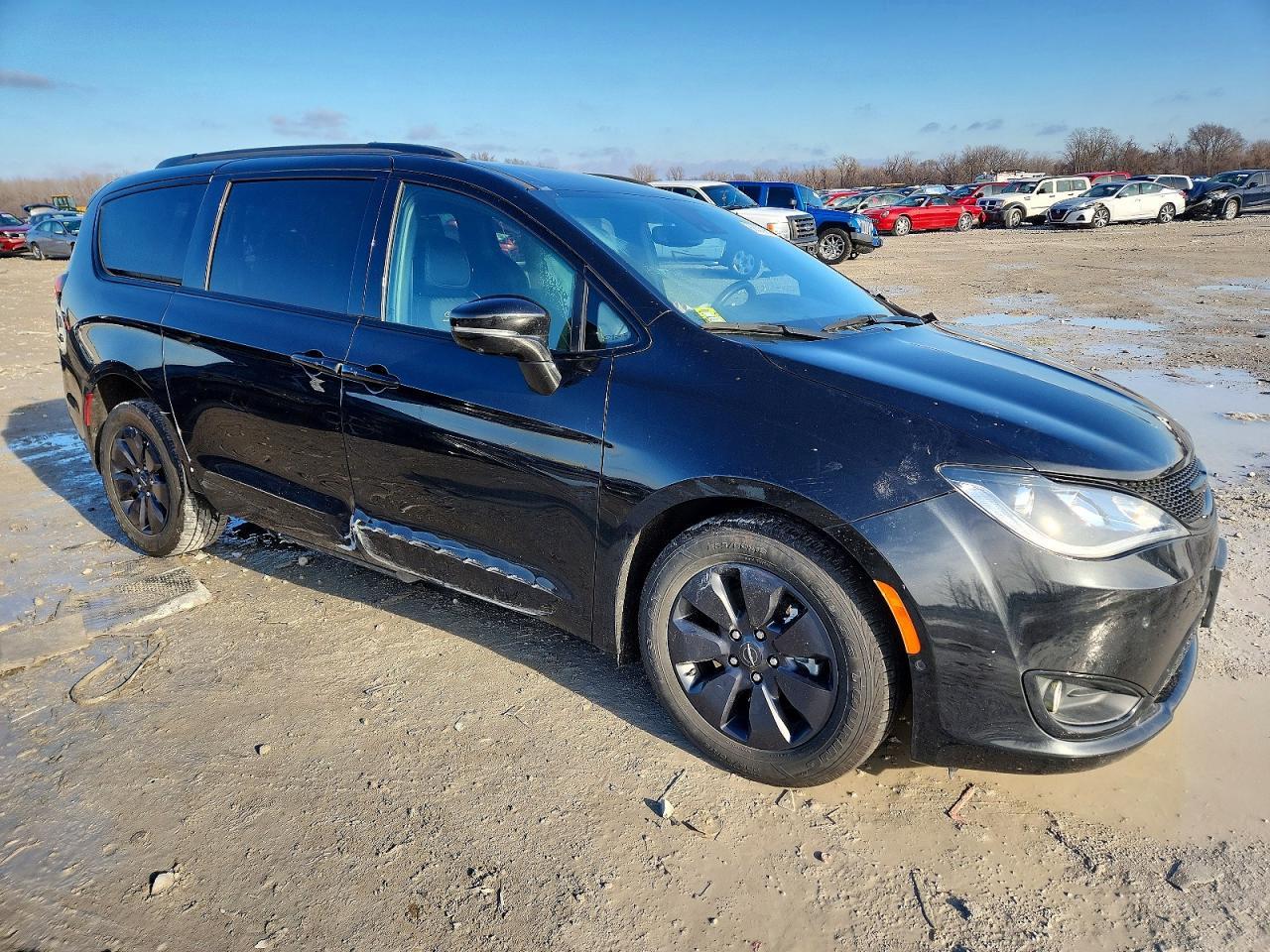 2020 Chrysler Pacifica Hybrid Limited - Фото 4