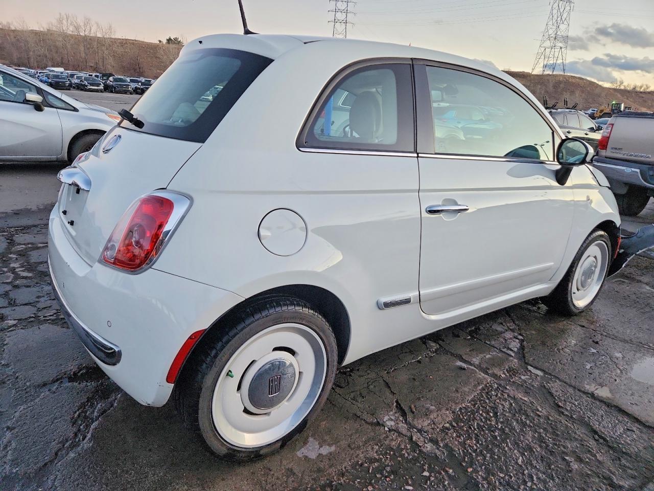 2015 Fiat 500 Lounge - Фото 3