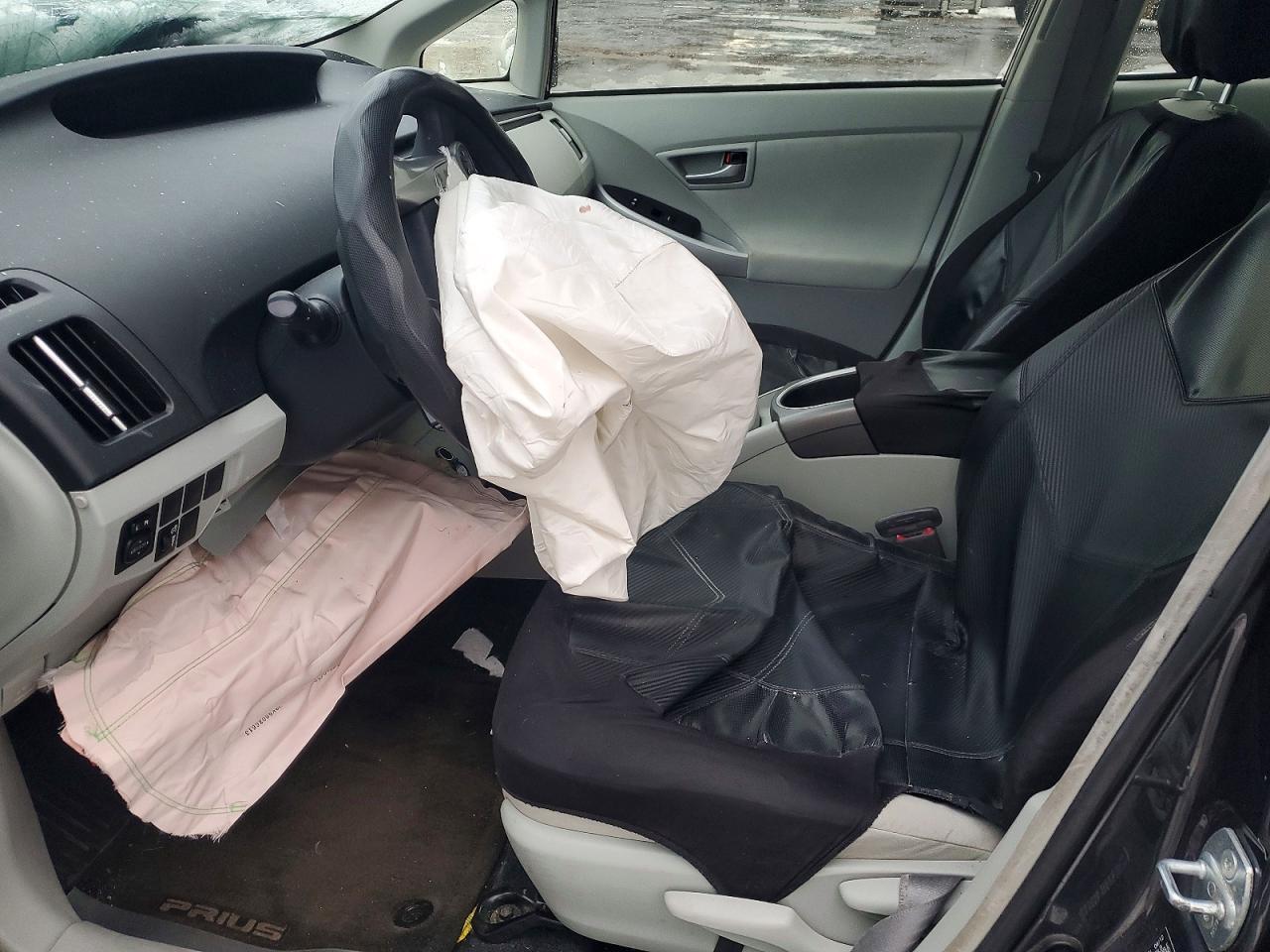 2012 Toyota Prius - Фото 7