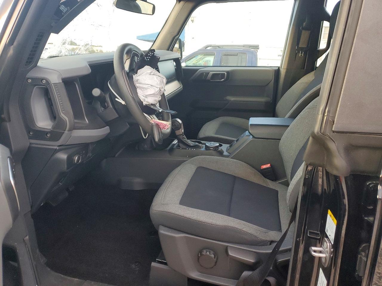 2021 Ford Bronco Base - Image 7