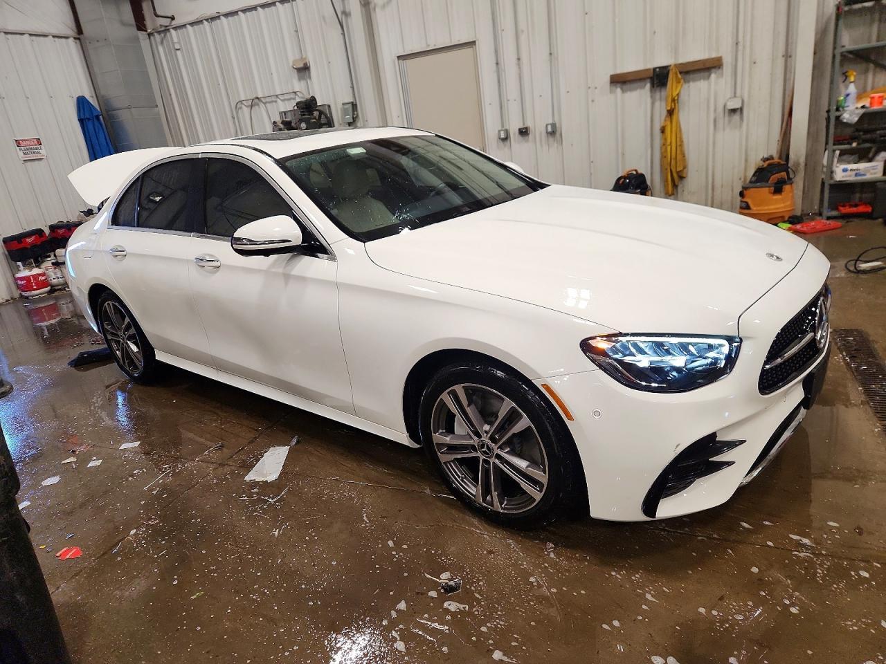 2023 Mercedes-Benz E 350 4Matic - Image 4