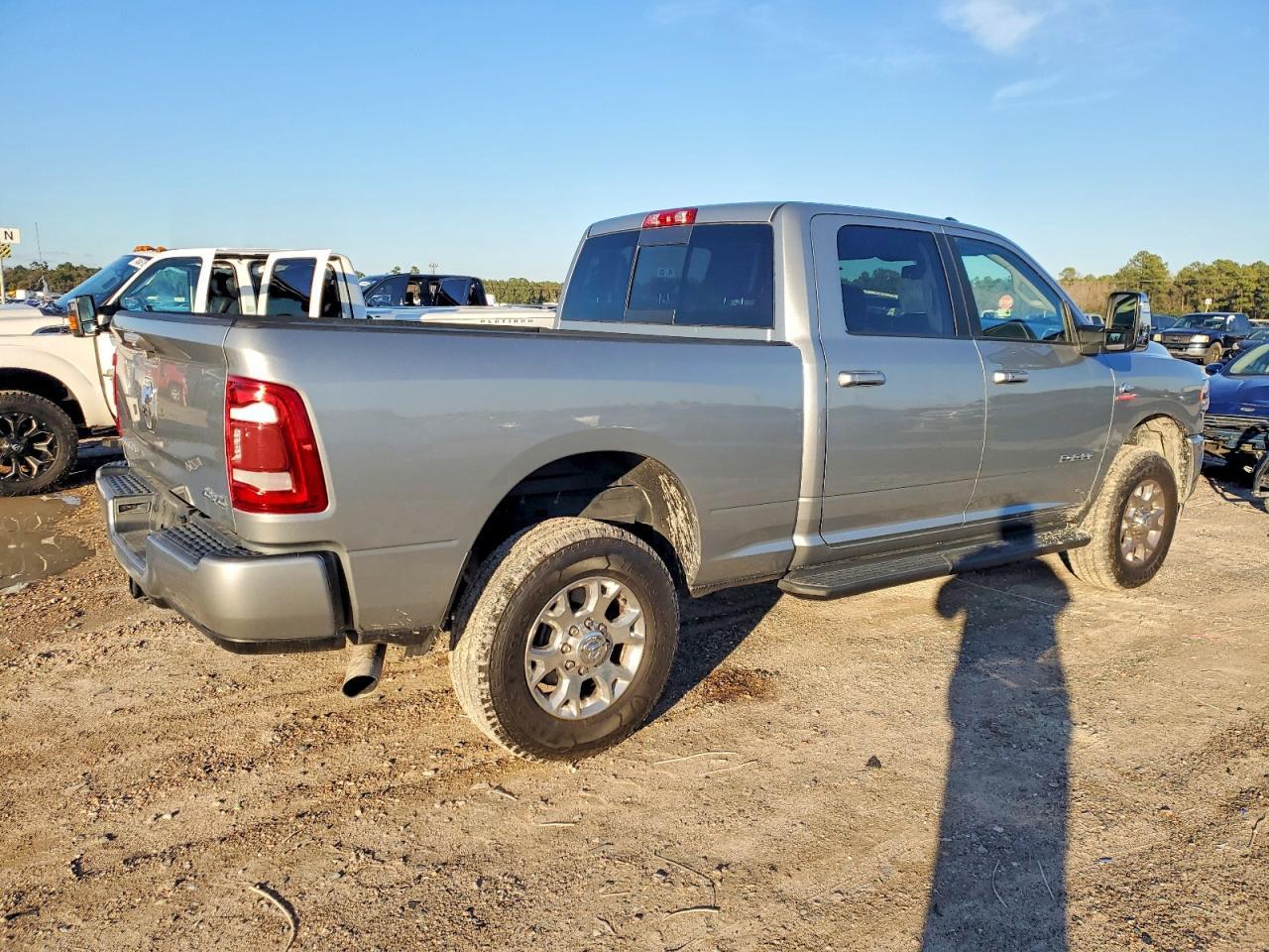 2024 Ram 2500 Laramie - Фото 3