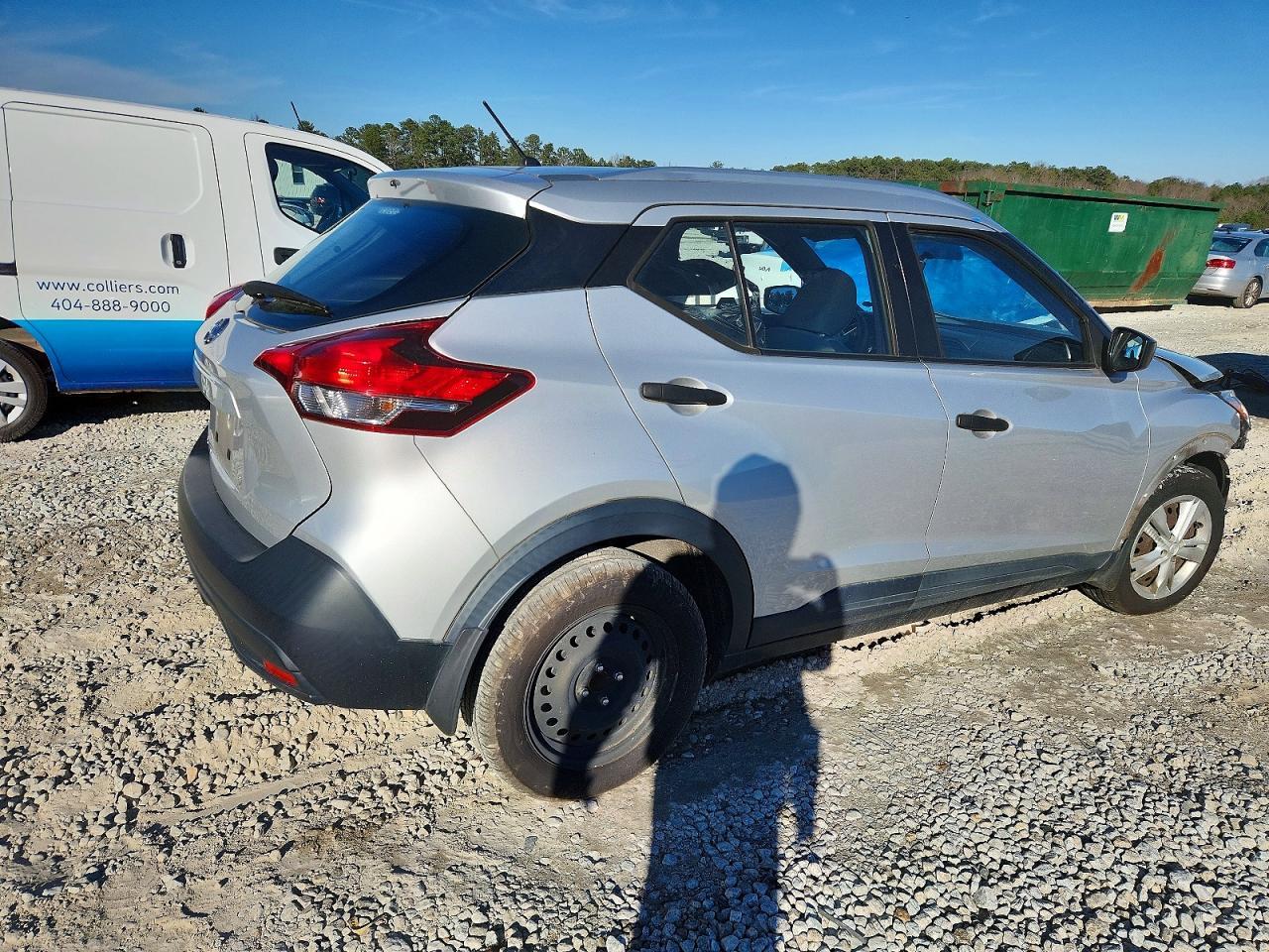 2018 Nissan Kicks S - Image 3