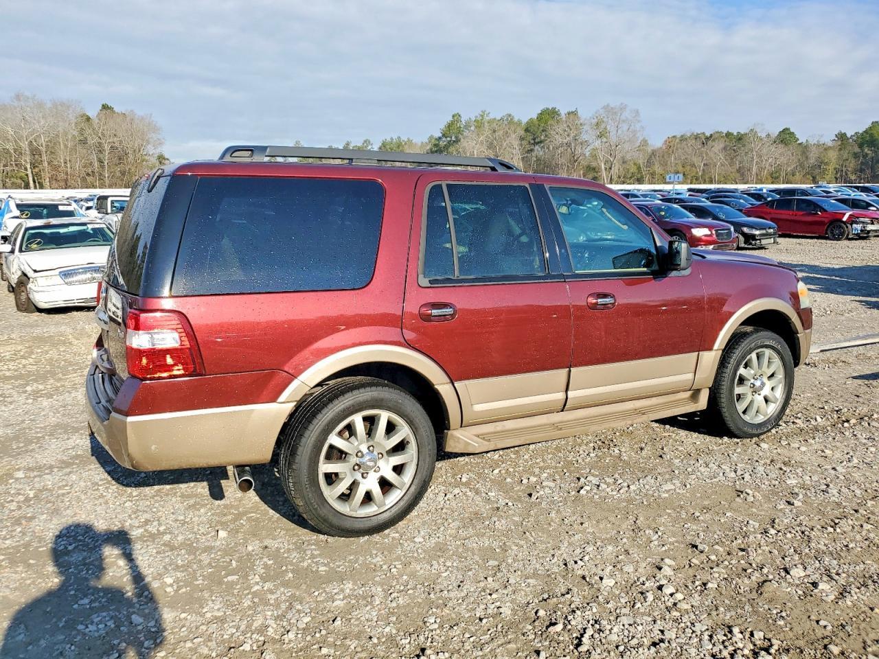 2011 Ford Expedition Xlt - Фото 3