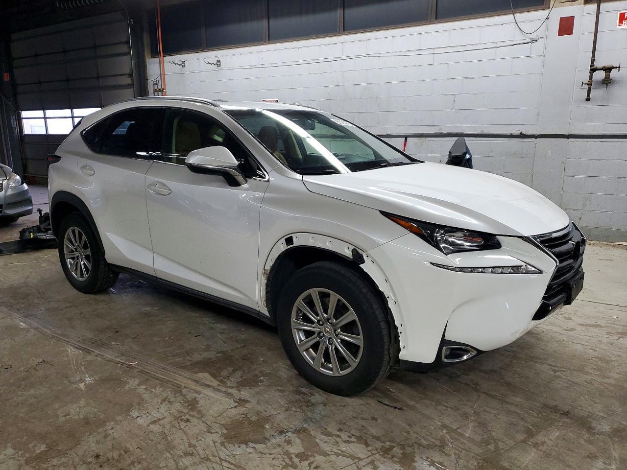 2017 Lexus Nx - Фото 4