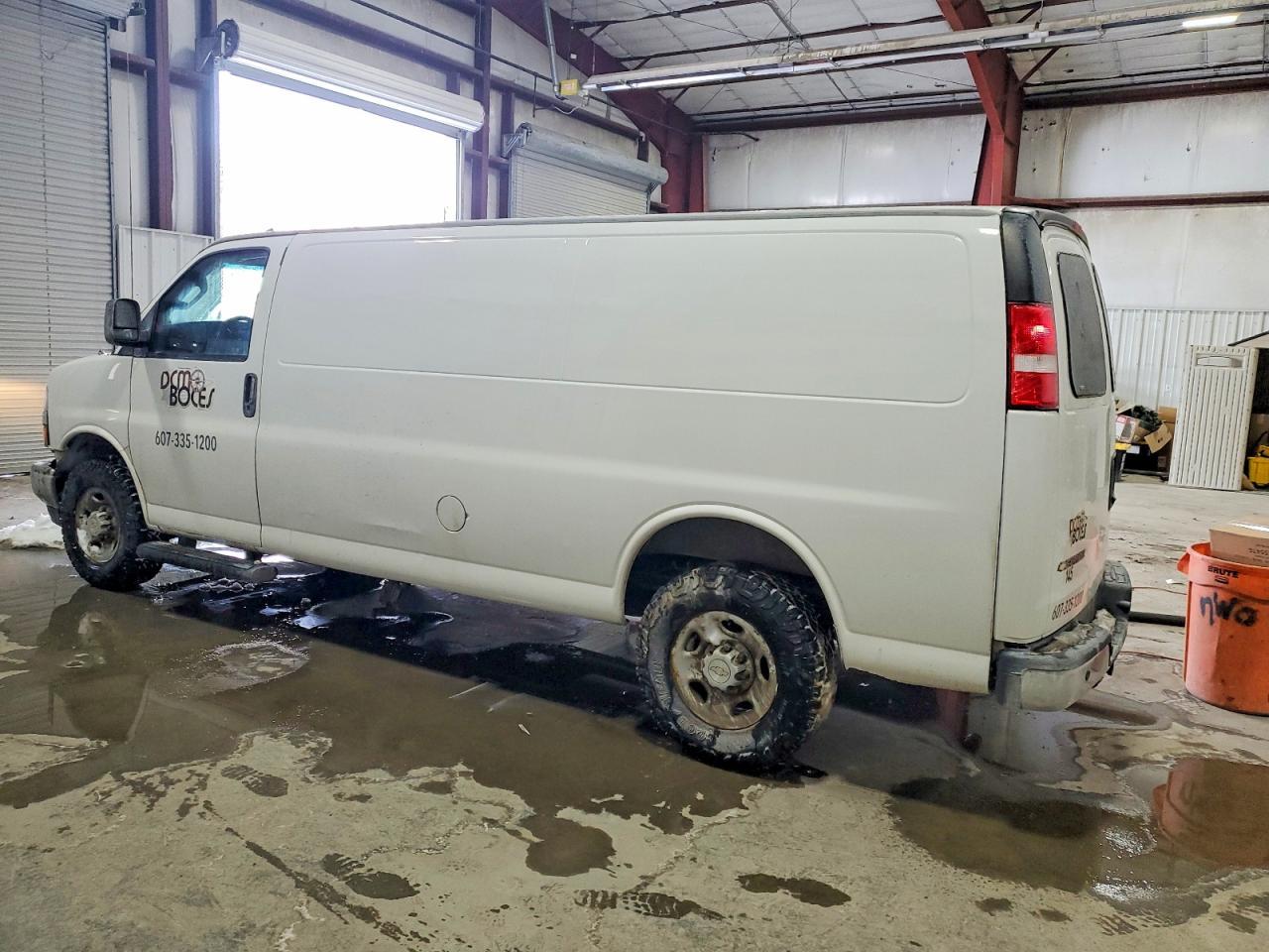2023 Chevrolet Express G3500 Cargo ** Runs & Drives * Prior Fleet ** - Фото 2